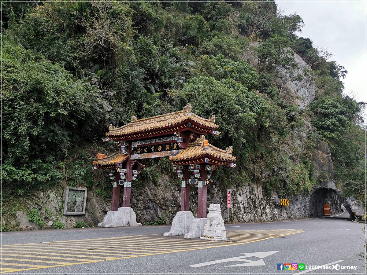 the Arch of Taroko